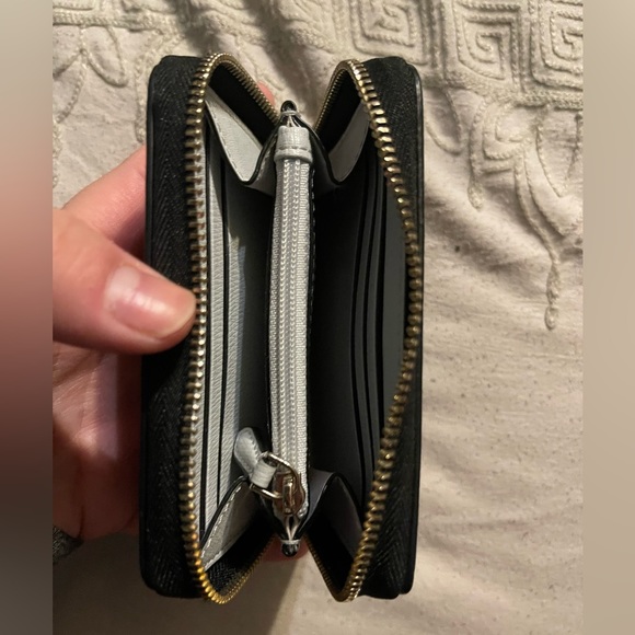 Kate Spade ♠️ Black coin wallet - Picture 8 of 13